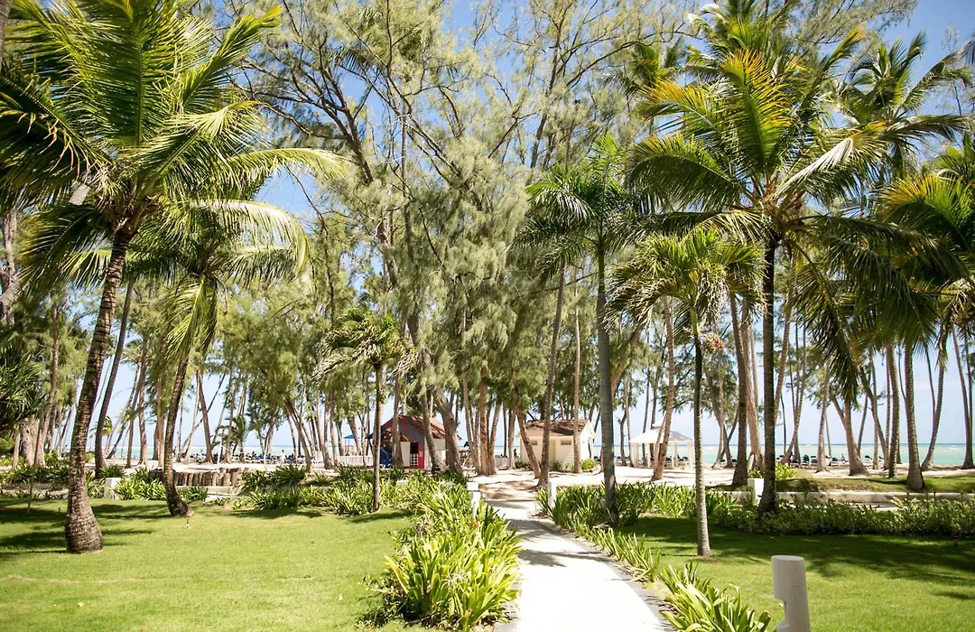 Vista Sol Punta Cana Beach Resort & Spa-1